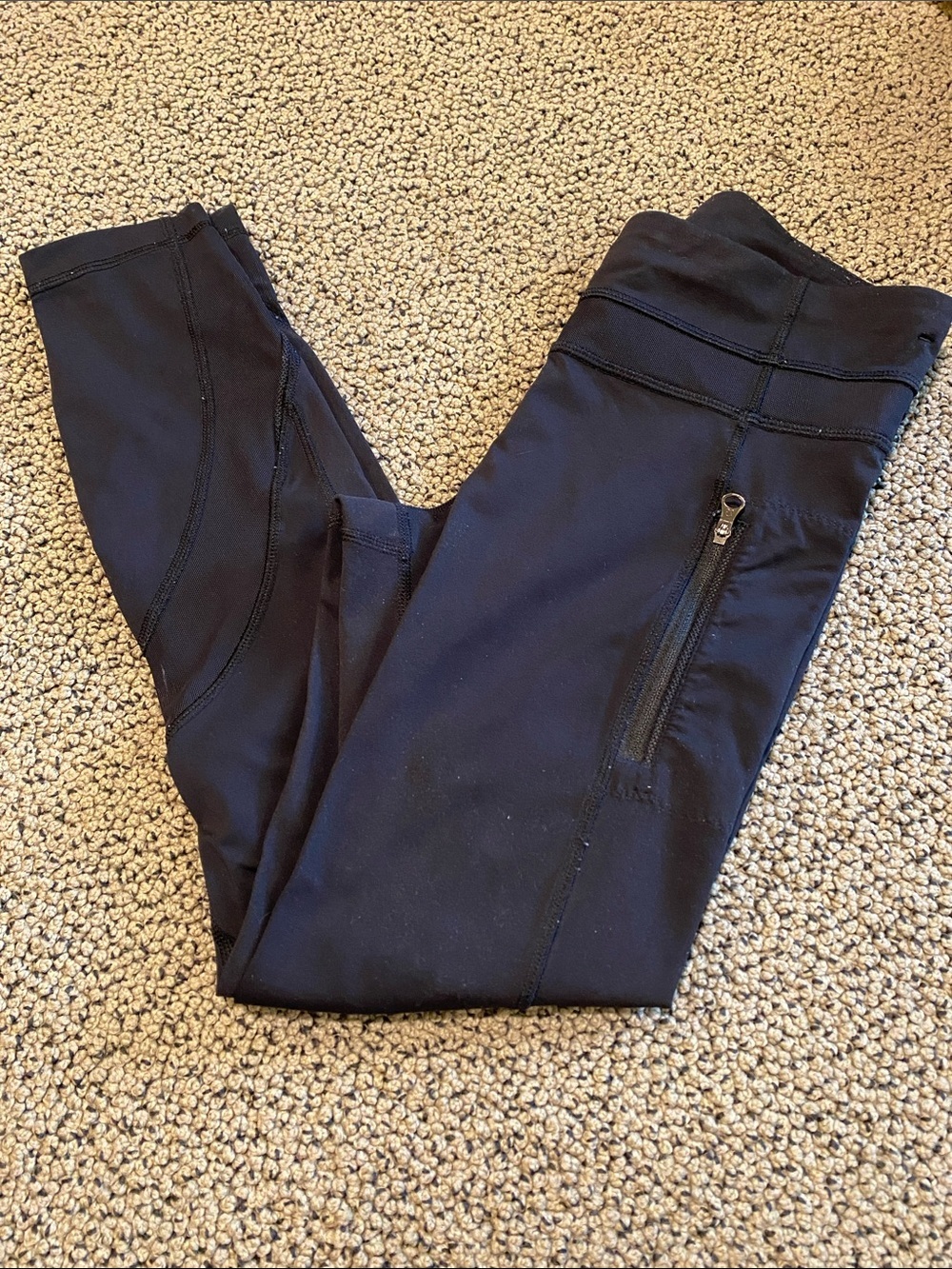 lululemon athletica Black Leggings with Side Zip Pocket